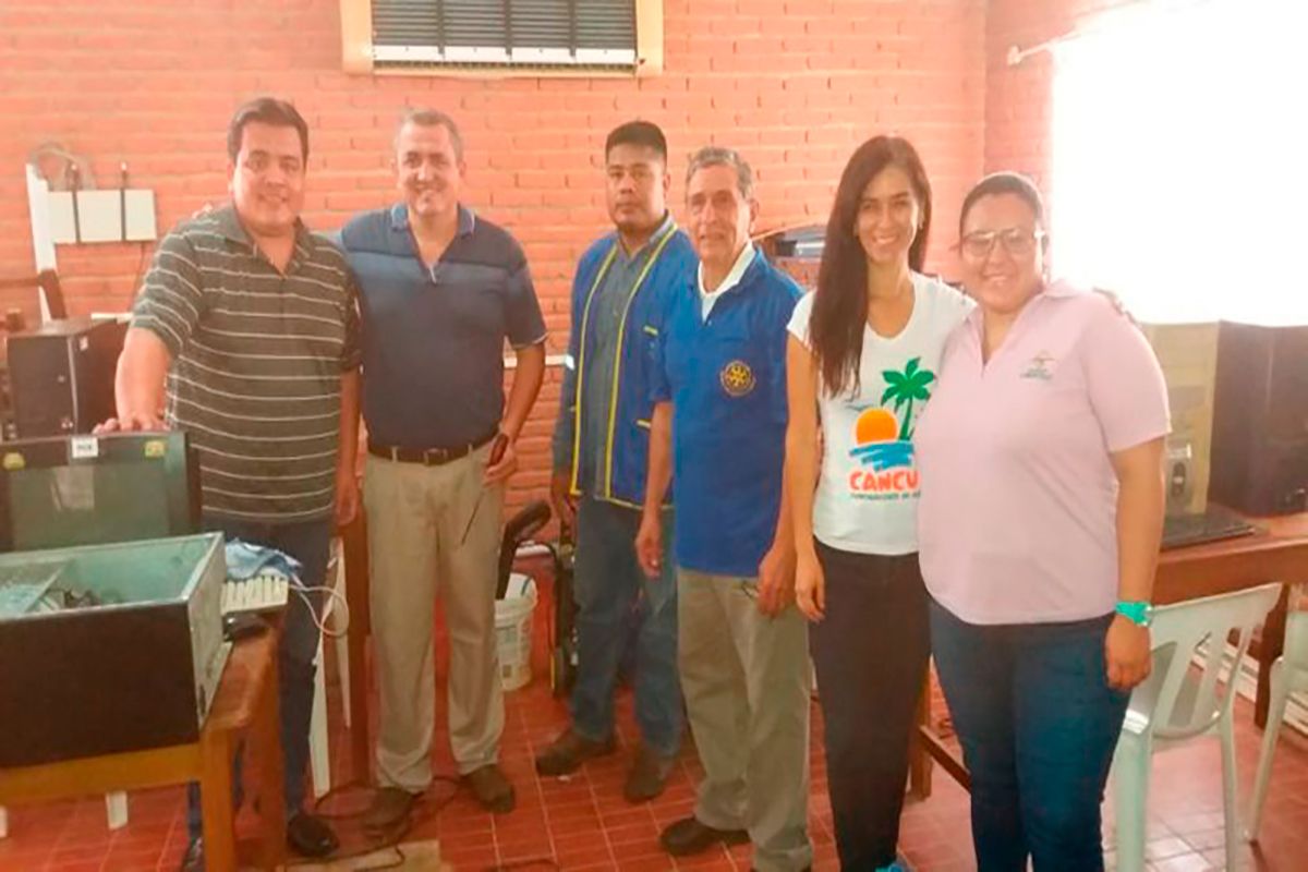 Mantenimiento de equipos y apoyo al Telecentro de Palmasola